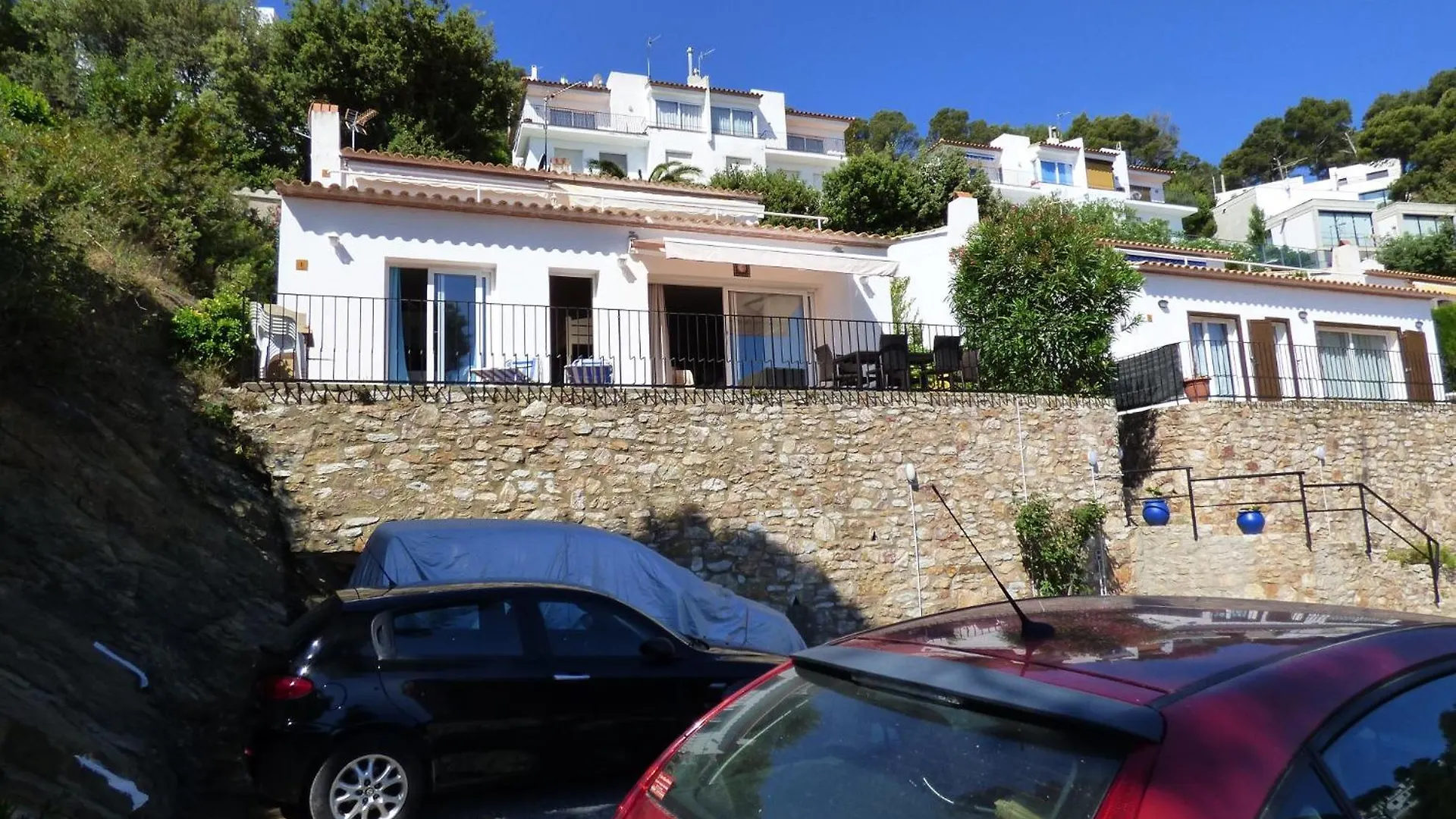 Sol y Mar 1-Maison jumelée avec terrasse, piscine et parking communautaire, surplomb de mer Begur Apartamento