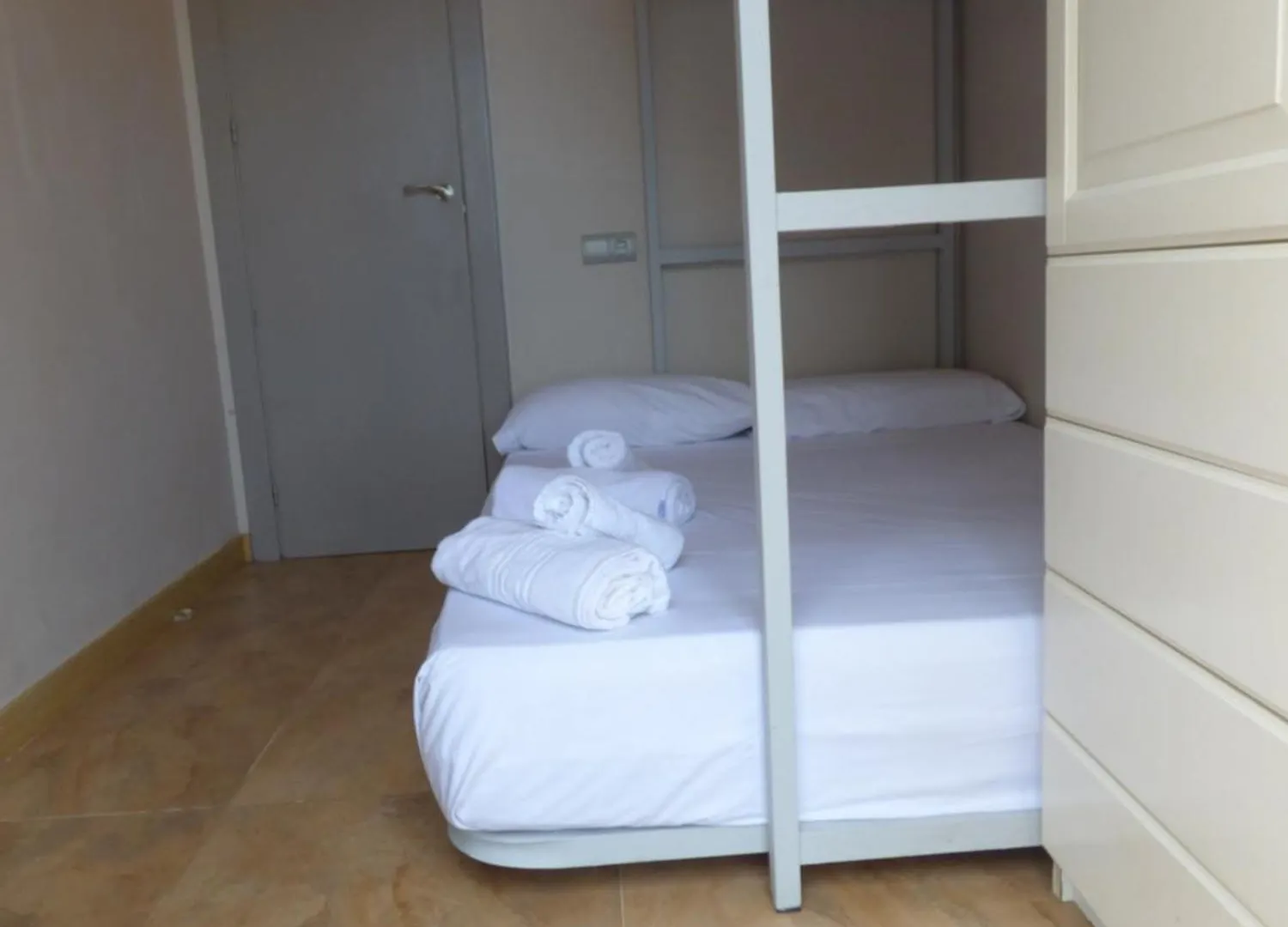 Sol y Mar 1-Maison jumelée avec terrasse, piscine et parking communautaire, surplomb de mer Begur Apartamento