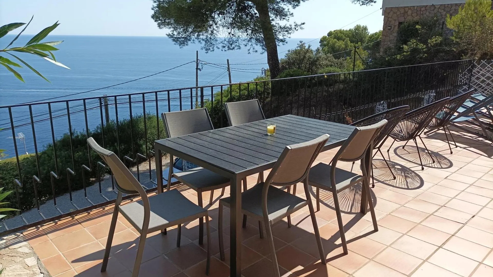 Apartamento Sol y Mar 1-Maison jumelée avec terrasse, piscine et parking communautaire, surplomb de mer Begur
