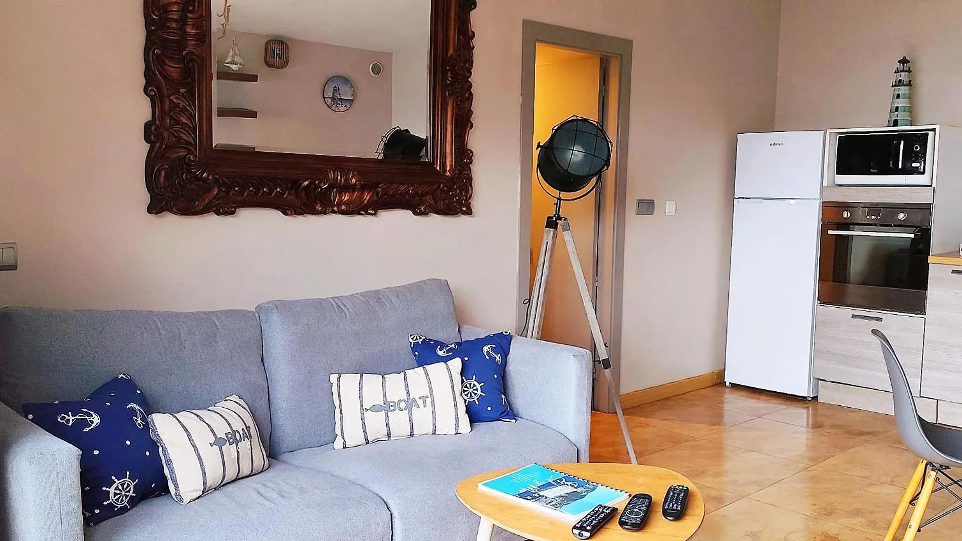 Sol y Mar 1-Maison jumelée avec terrasse, piscine et parking communautaire, surplomb de mer Begur Apartamento